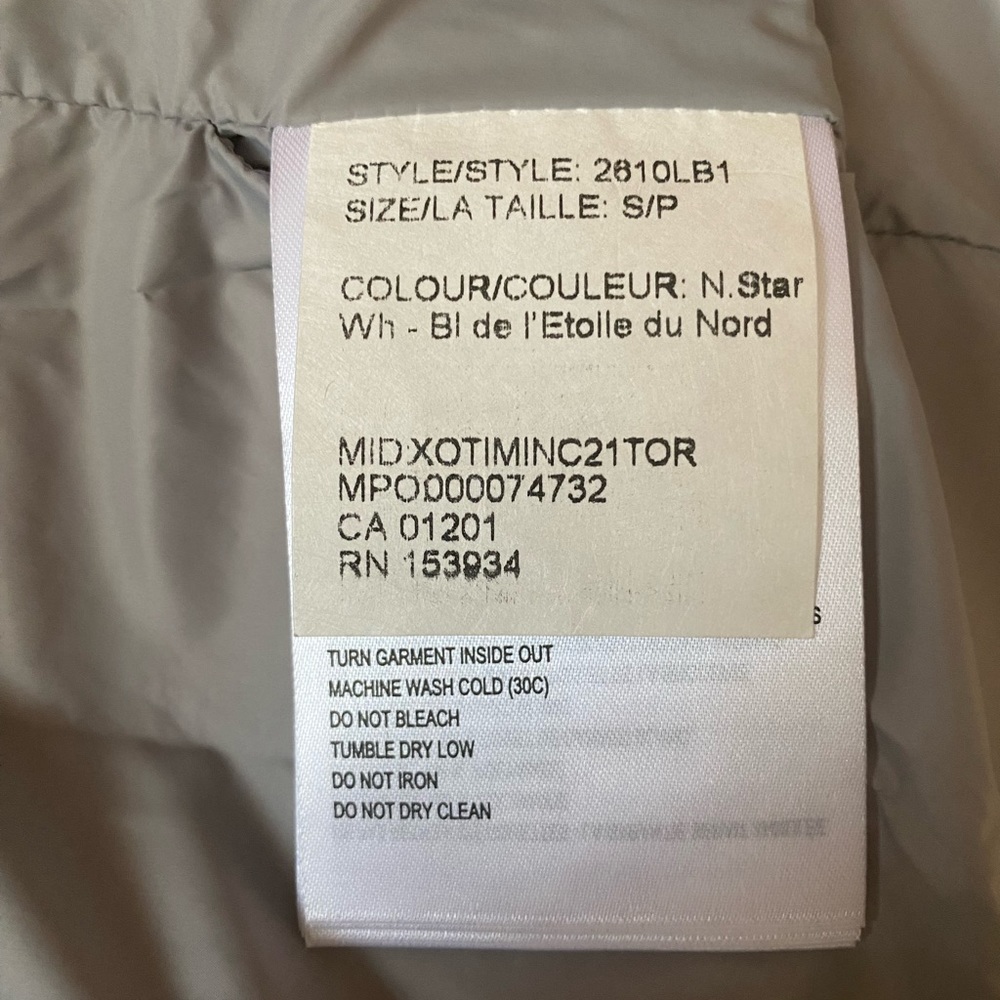 NWT Canada Goose Byward Hooded Down Parka/COAT/jacket limited edition Sz S/6-8 - Picture 16 of 16